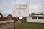 Foto: Bauschild zur Straßenbaumaßnahme Bärstämmweg (JPG-Datei)